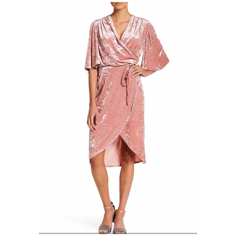 NWT Alexia Admor Velvet Wrap Dress!!! 🖤🖤